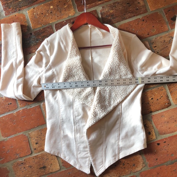 Mystree jacket with sherpa lapel - Picture 7 of 8